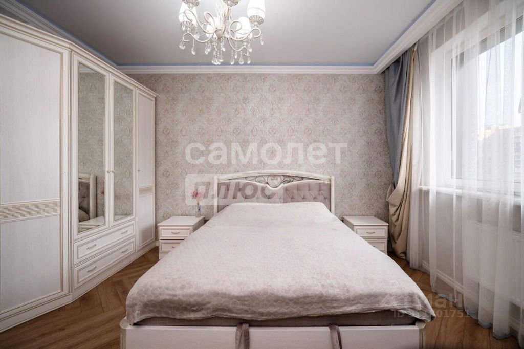 m. Novoperedelkino: Apartment, 2-rooms