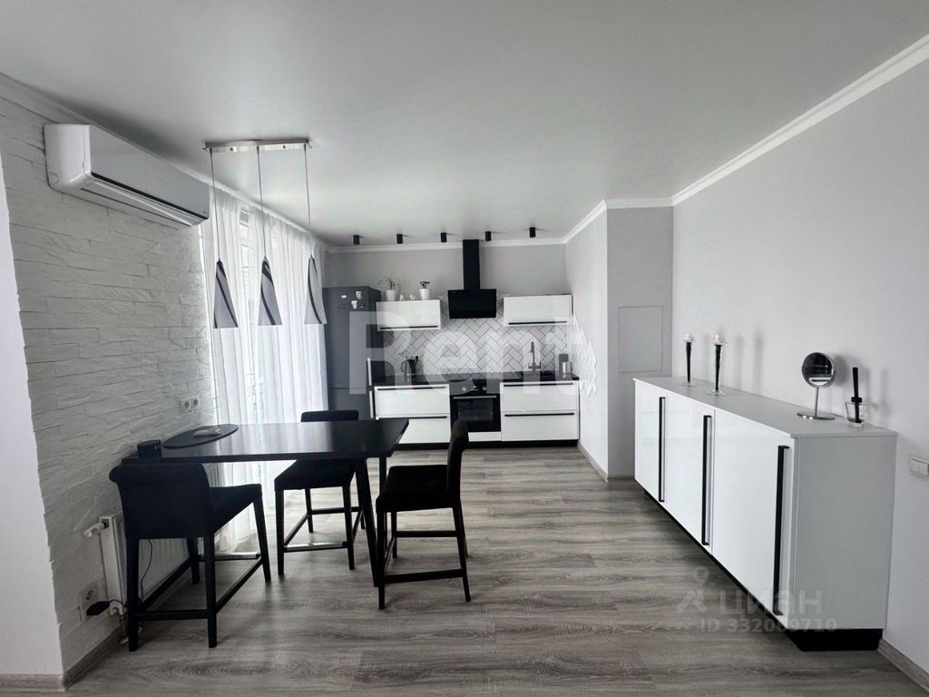 m. Rabochy Poselok: Apartment, 1-rooms