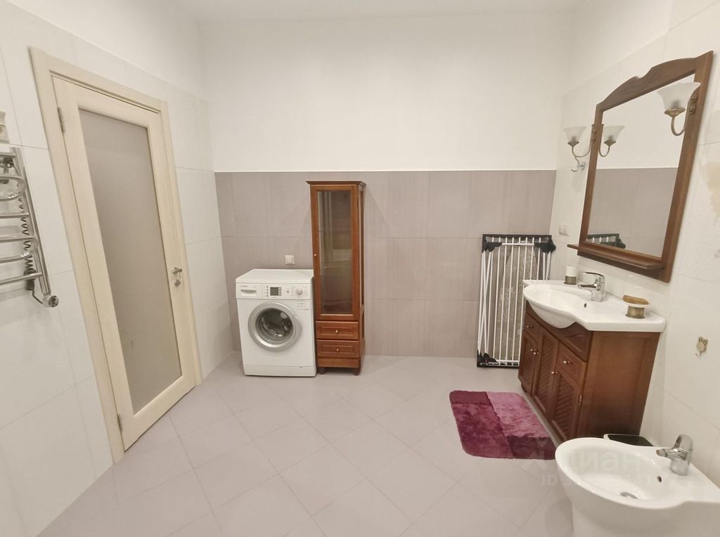 m. Oktyabrskoe pole: Apartment, 2-rooms