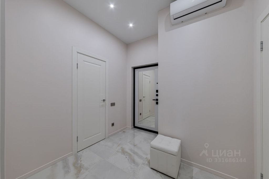 m. Aminyevskaya: Apartment, 2-rooms