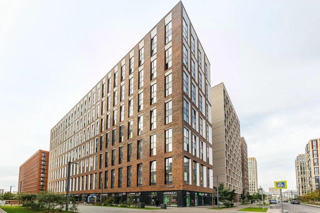 m. ZIL: Apartment, 2-rooms