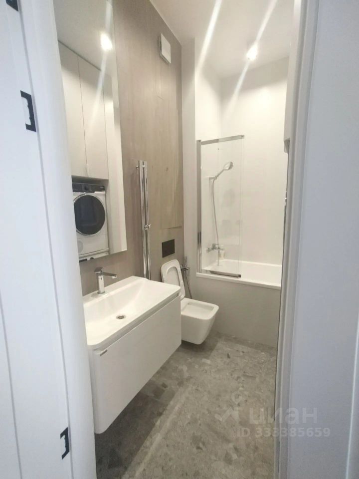 m. Zorge: Apartment, studio