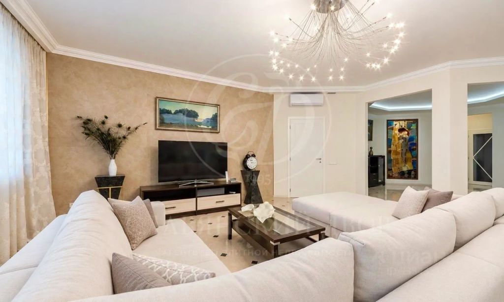 m. Arbatskaya: Apartment, 4-rooms