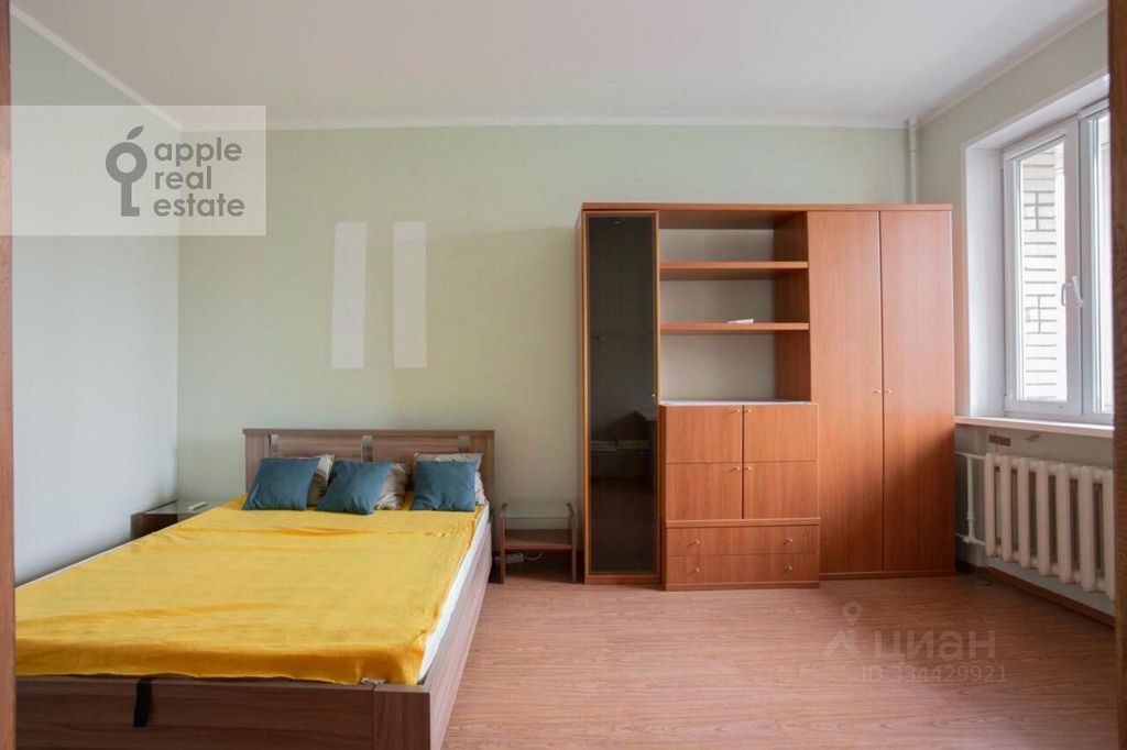m. Tsvetnoy bulvar: Apartment, 2-rooms