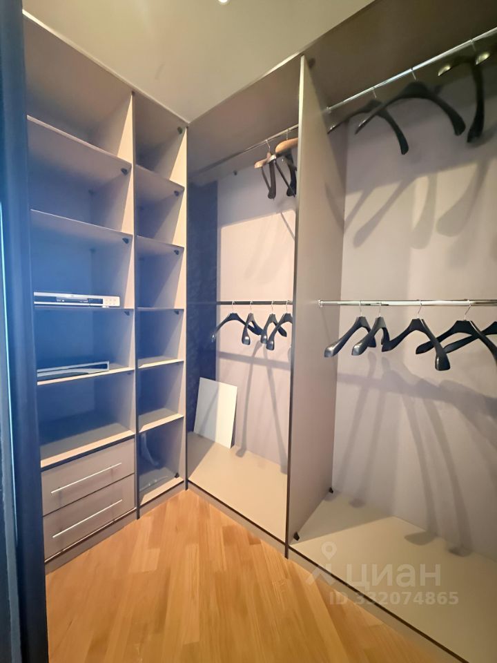 m. Zorge: Apartment, 3-rooms