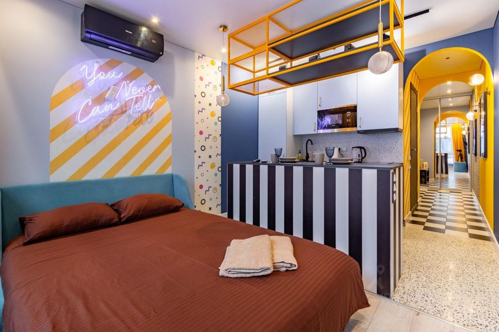 m. Tulskaya: Apartment, studio