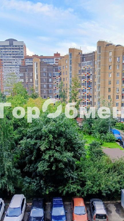 m. Molodezhnaya: Apartment, 2-rooms