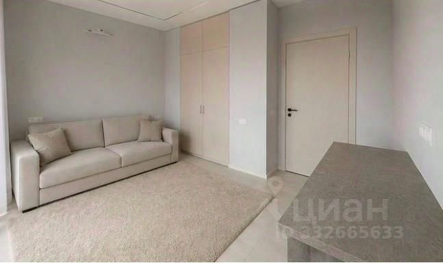 m. Shelepikha: Apartment, studio