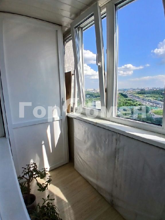 m. Nemchinovka: Apartment, 2-rooms