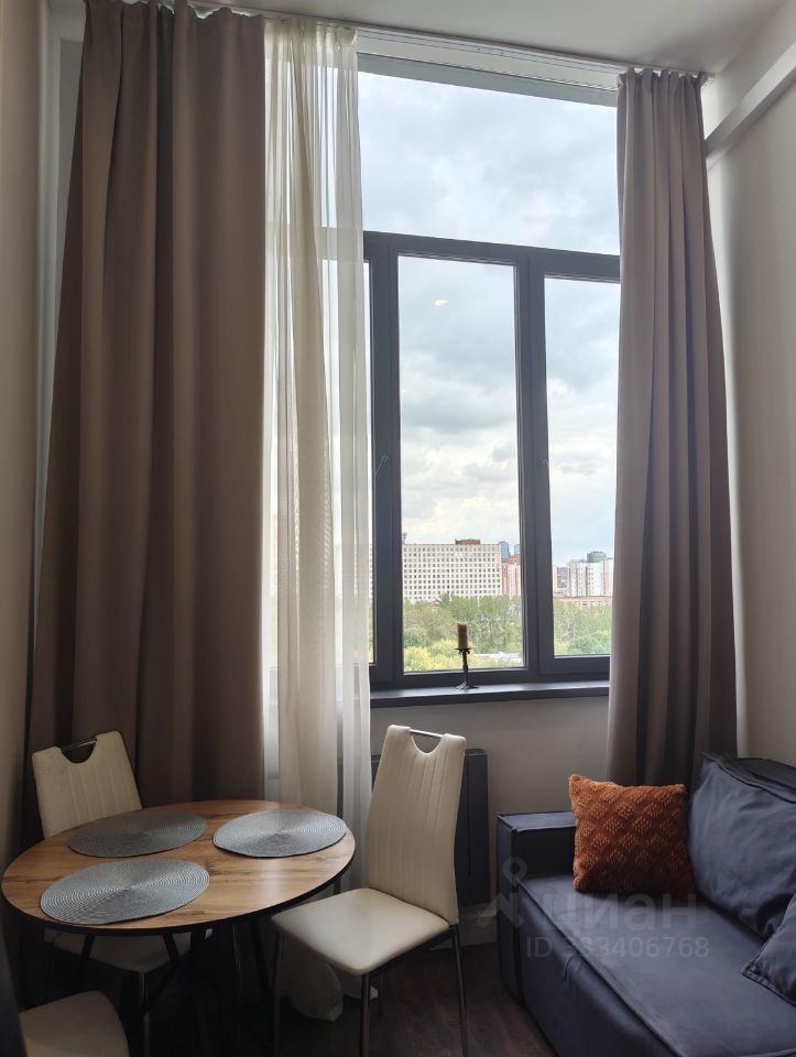 m. Sokol: Apartment, studio