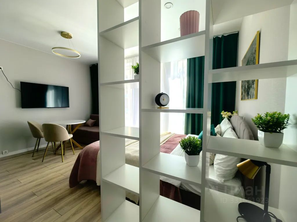 m. Vodniki: Apartment, studio