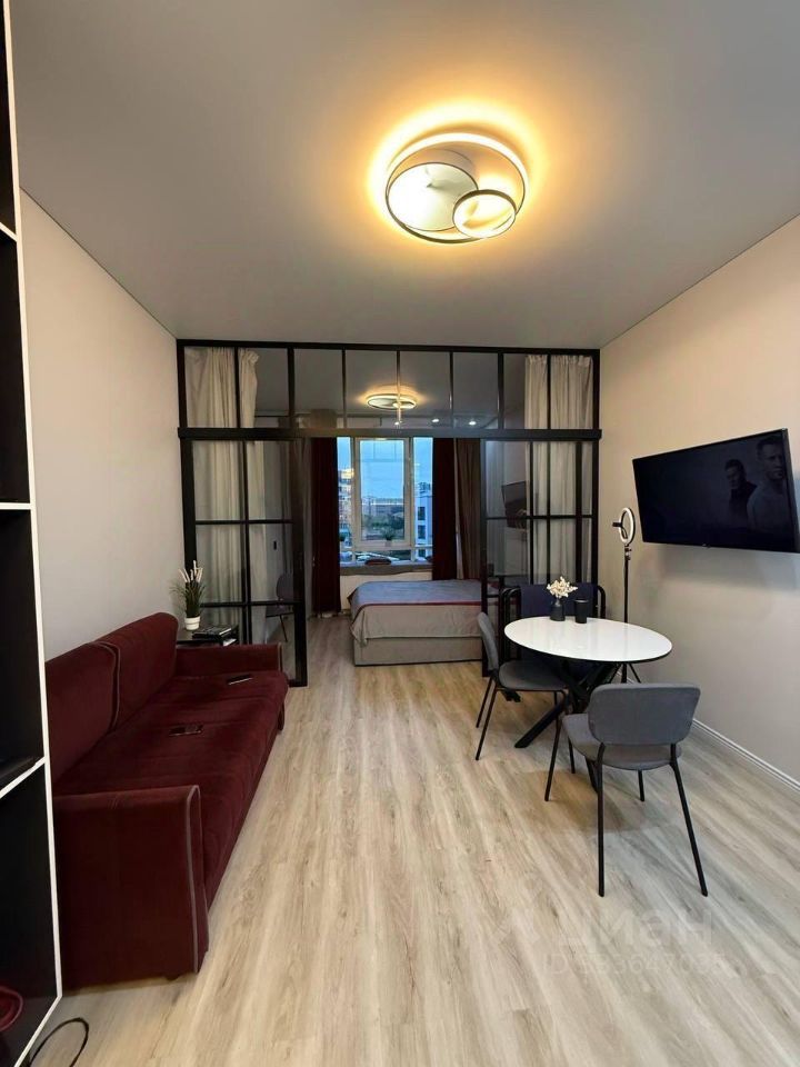 m. Shelepikha: Apartment, studio