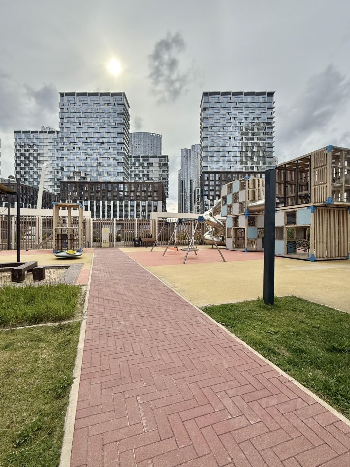 m. Aminyevskaya: Apartment, studio