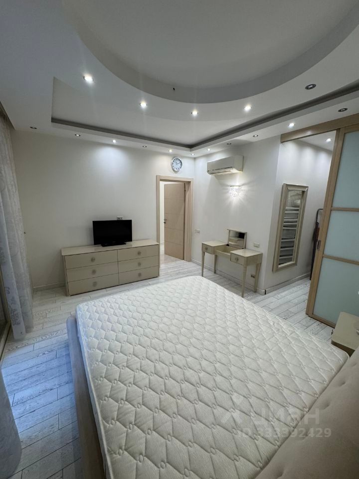 m. Opalikha: Apartment, 3-rooms