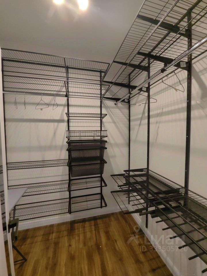 m. Serp i Molot: Apartment, 2-rooms