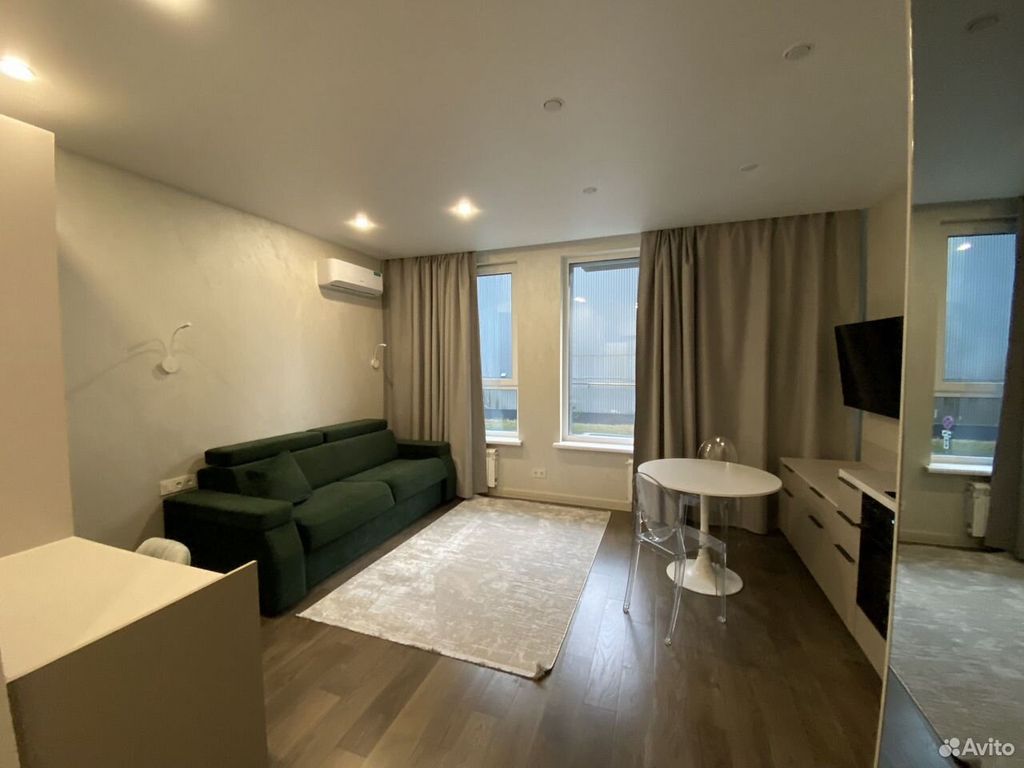 m. Moskva Tovarnaya: Apartment, studio