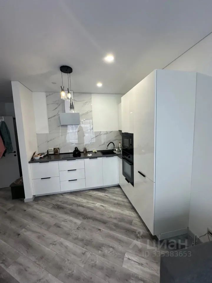 m. Pavshino: Apartment, 1-rooms