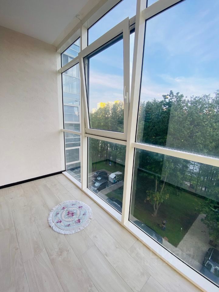 m. Khimki: Apartment, 2-rooms