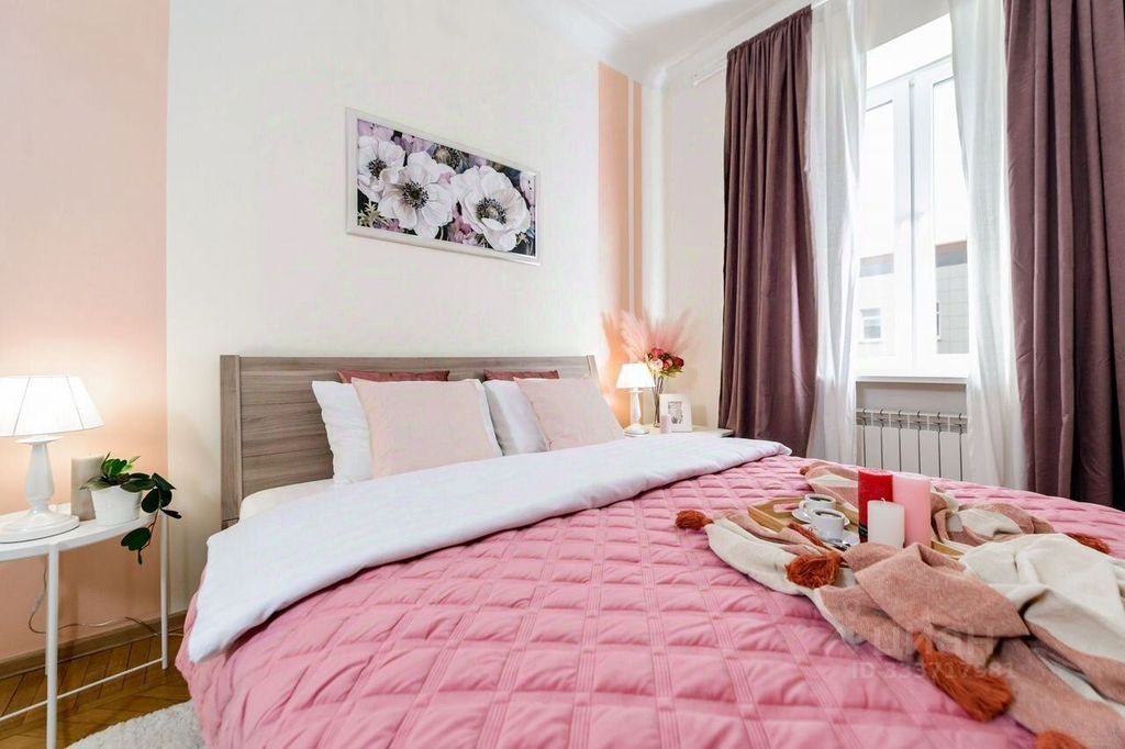 m. Tverskaya: Apartment, 3-rooms