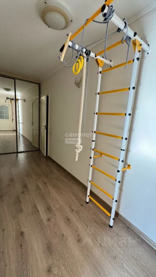 m. Pavshino: Apartment, 2-rooms