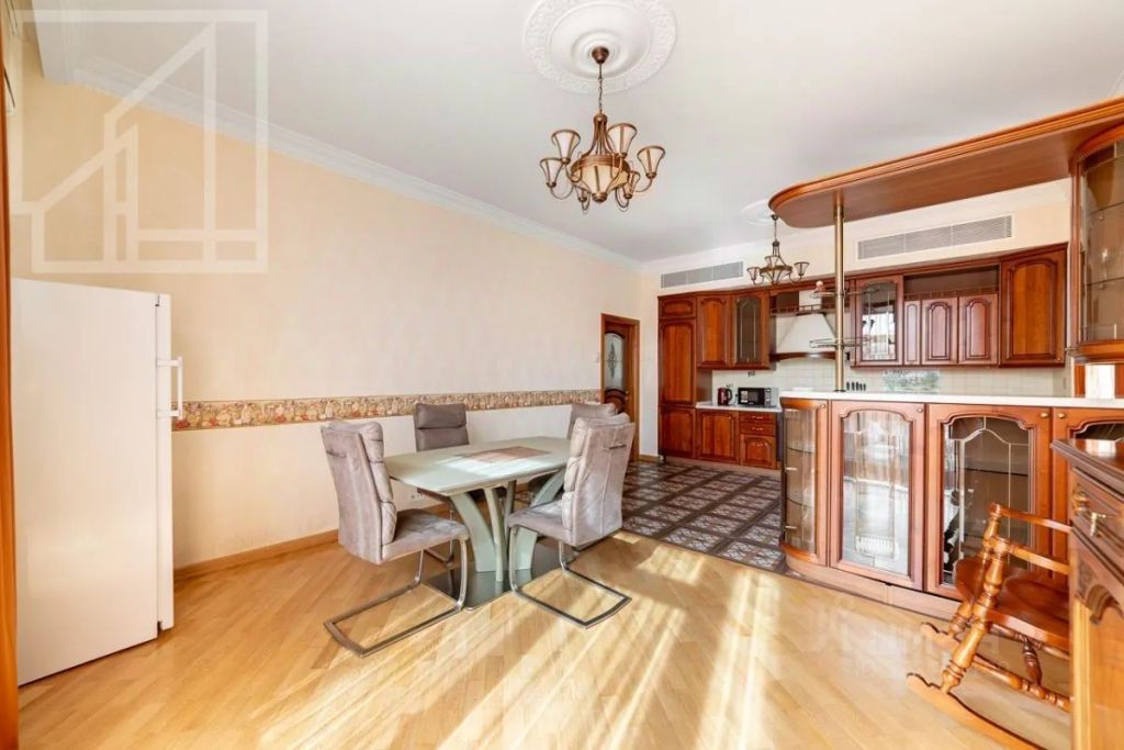 m. Kurskaya: Apartment, 4-rooms