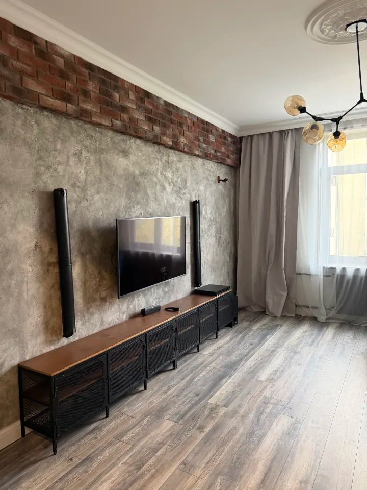 m. Ulitsa 1905 goda: Apartment, 3-rooms