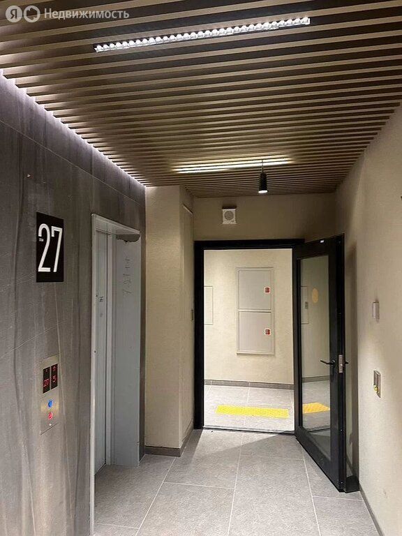 m. ZIL: Apartment, studio