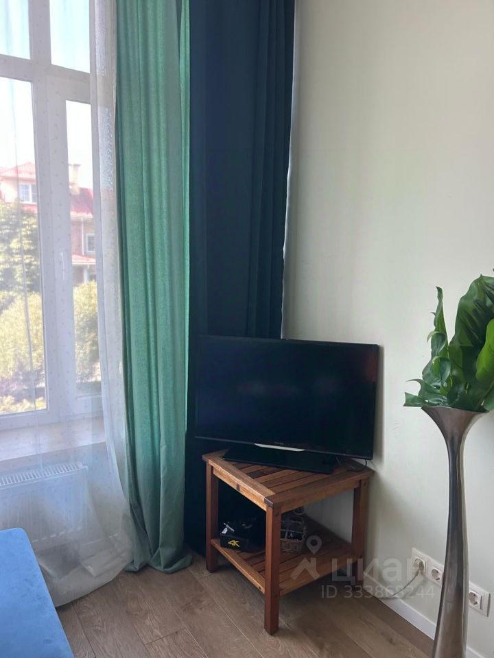 m. Pyatnitskoe shosse: Apartment, 3-rooms