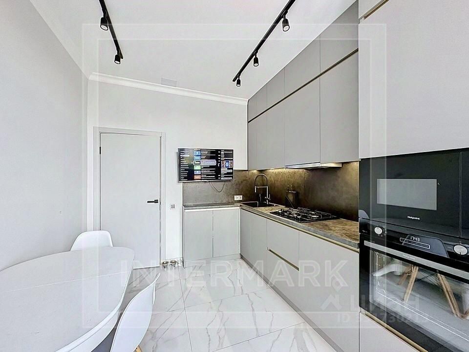 m. Novokuznetskaya: Apartment, 2-rooms