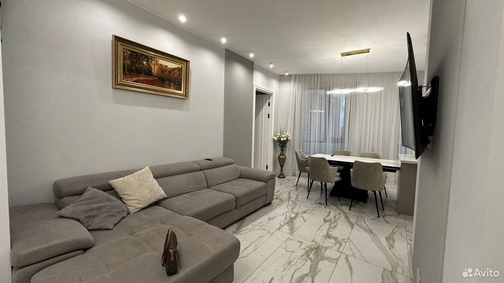 m. Aminyevskaya: Apartment, 3-rooms