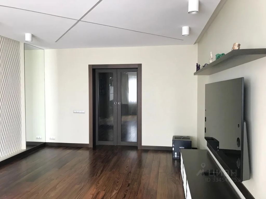 m. Myakinino: Apartment, 3-rooms