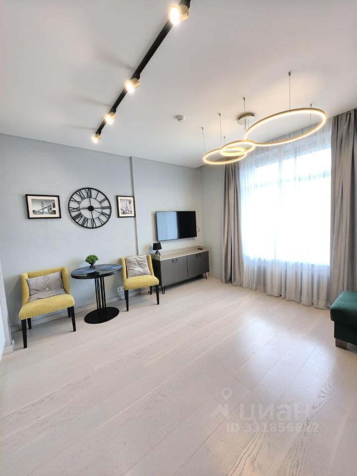 m. Fili: Apartment, studio