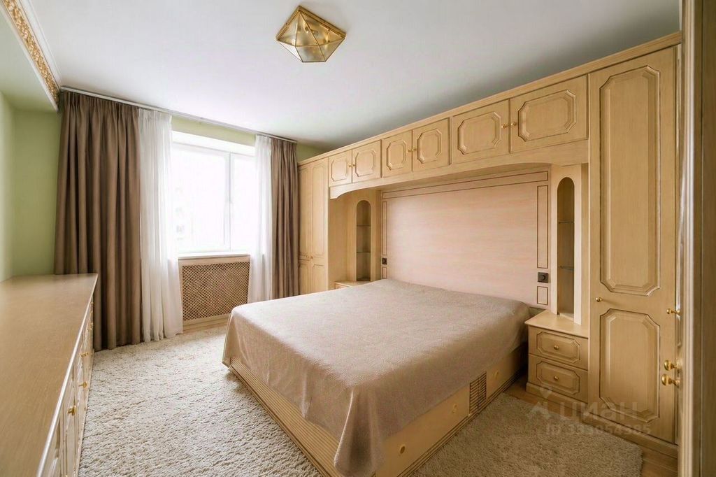 m. Barrikadnaya: Apartment, 2-rooms