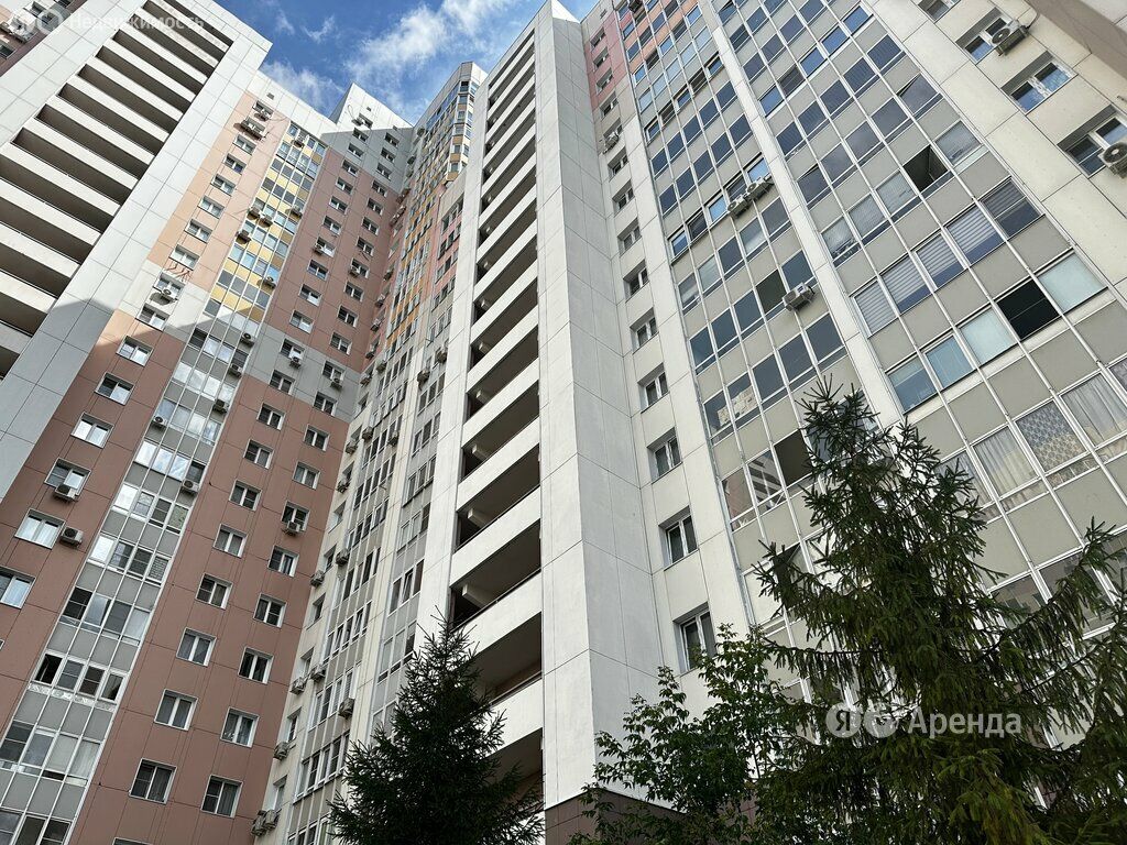 m. Pavshino: Apartment, 2-rooms