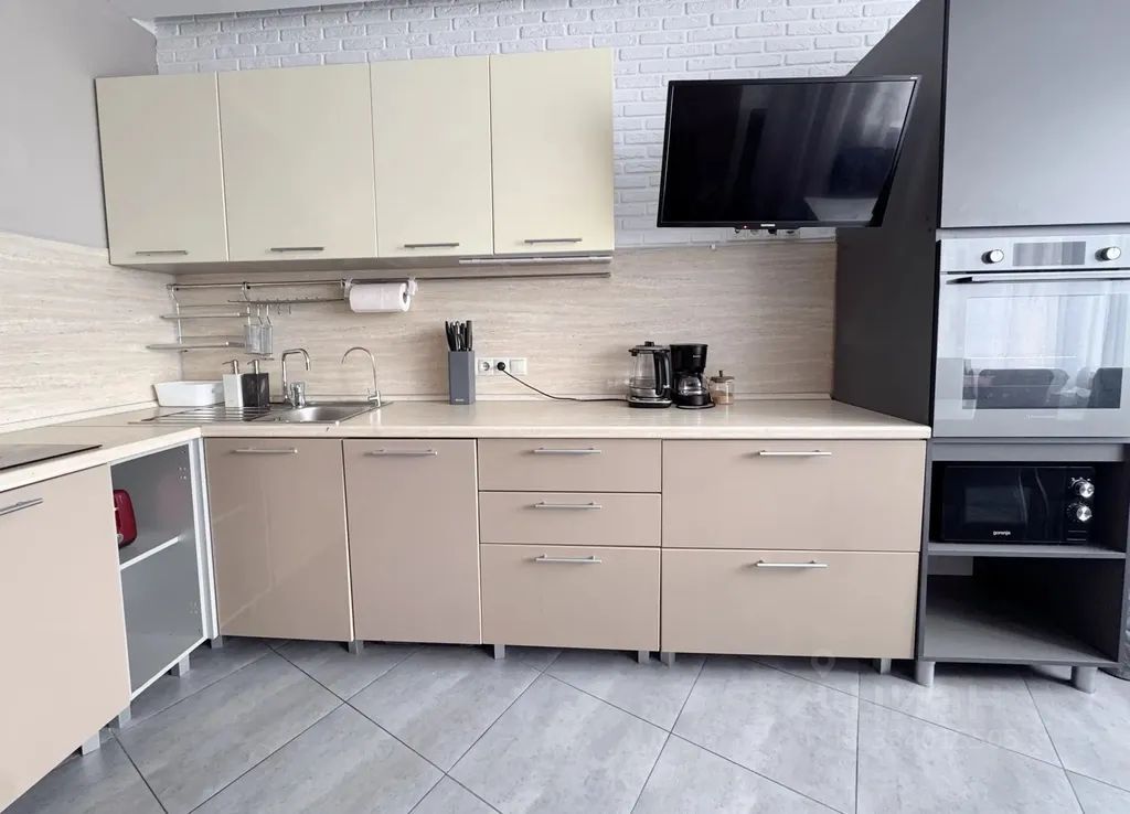 m. Myakinino: Apartment, 2-rooms