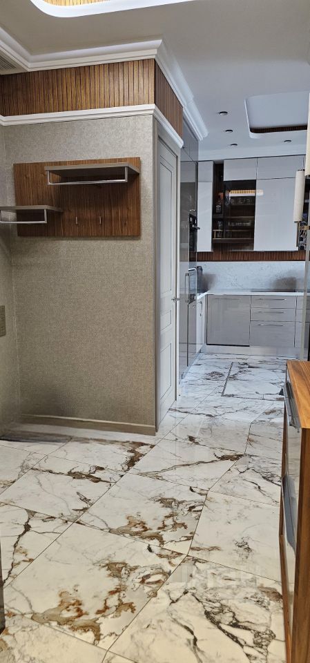 m. Ulitsa 1905 goda: Apartment, 3-rooms