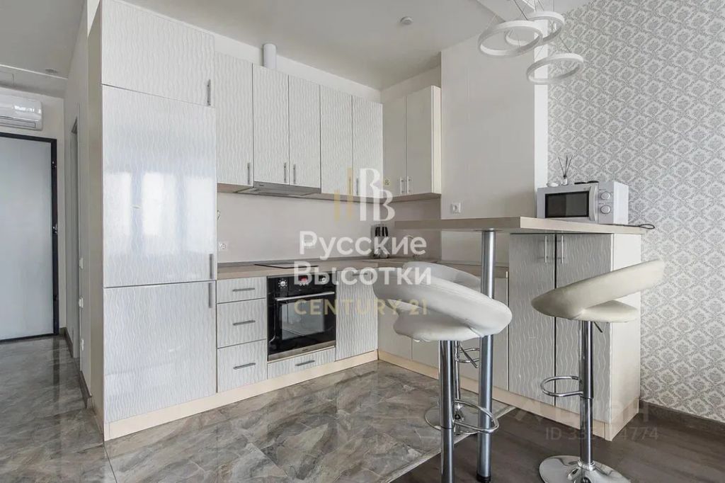m. Lomonosovsky prospekt: Apartment, 2-rooms