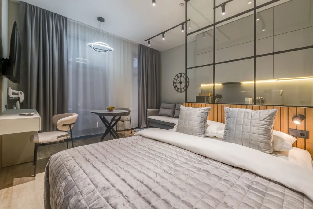 m. Zorge: Apartment, studio