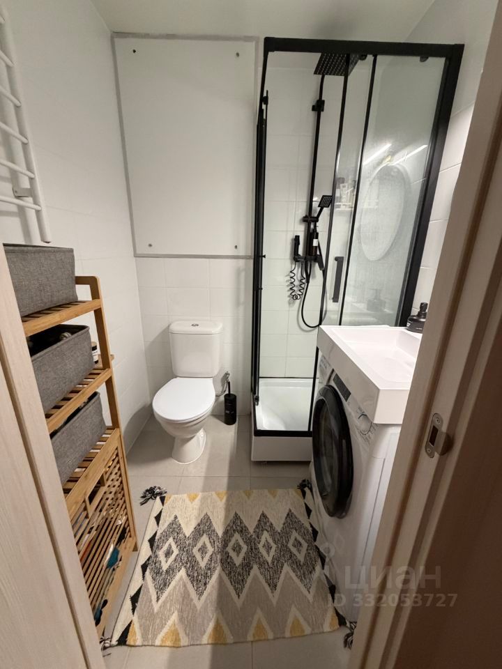 m. Aminyevskaya: Apartment, studio