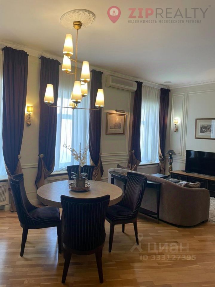 m. Smolenskaya: Apartment, 3-rooms