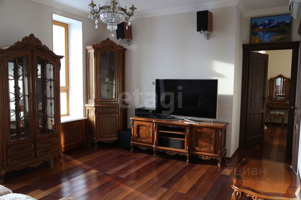 m. Narodnoe Opolchenie: Apartment, 2-rooms