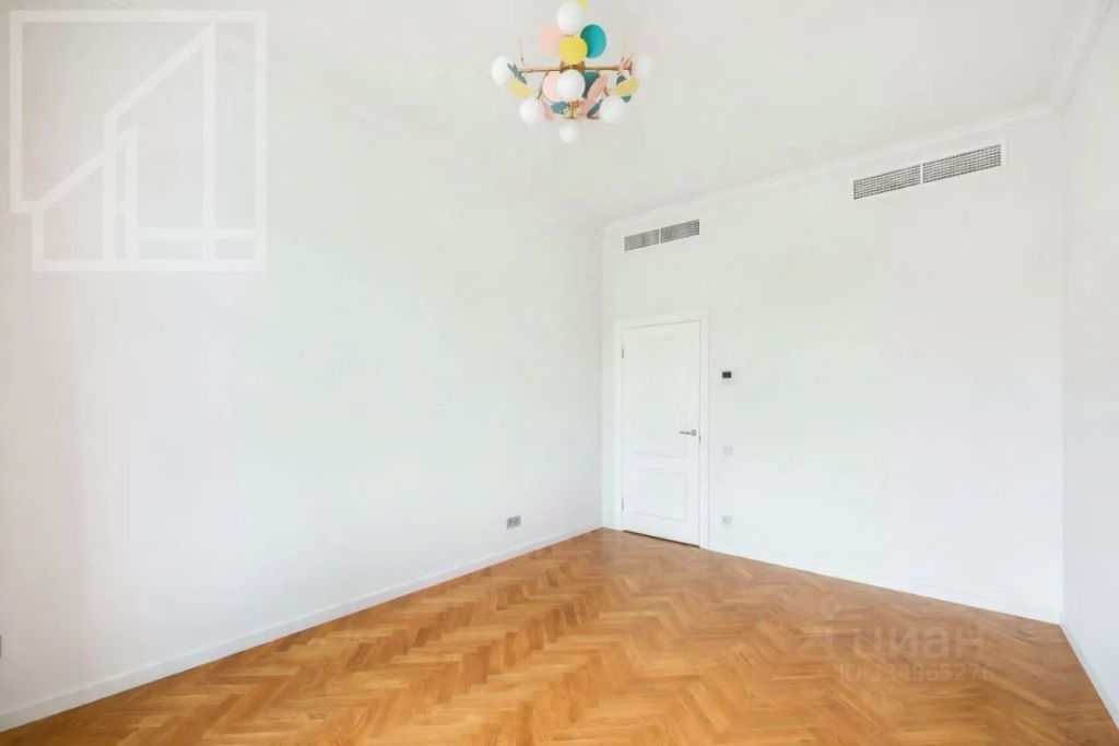 m. Novoslobodskaya: Apartment, 5-rooms
