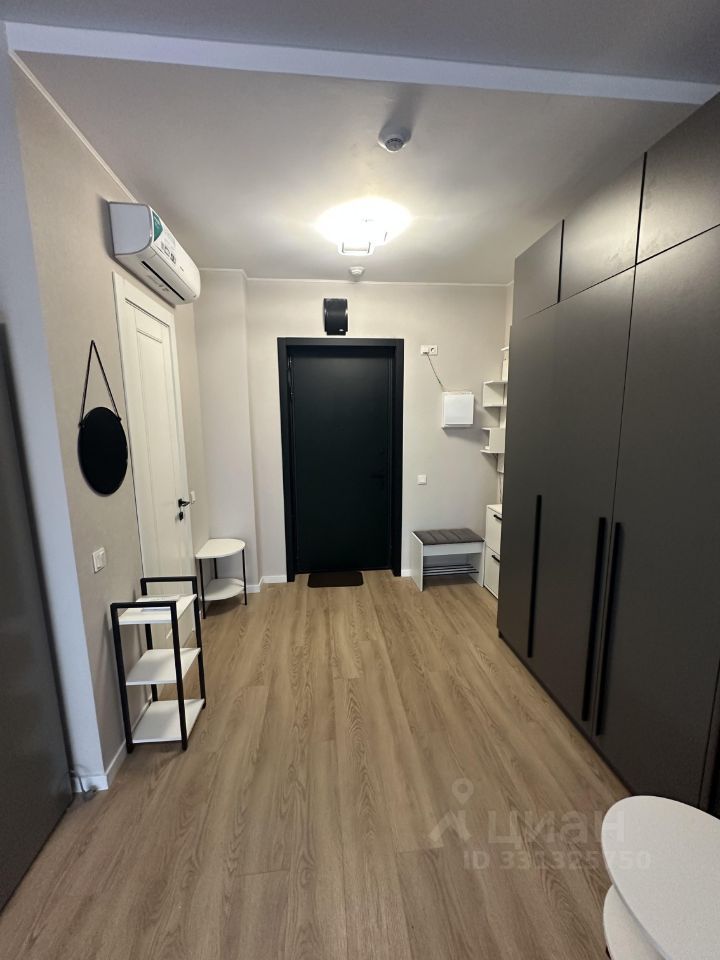 m. Strogino: Apartment, studio