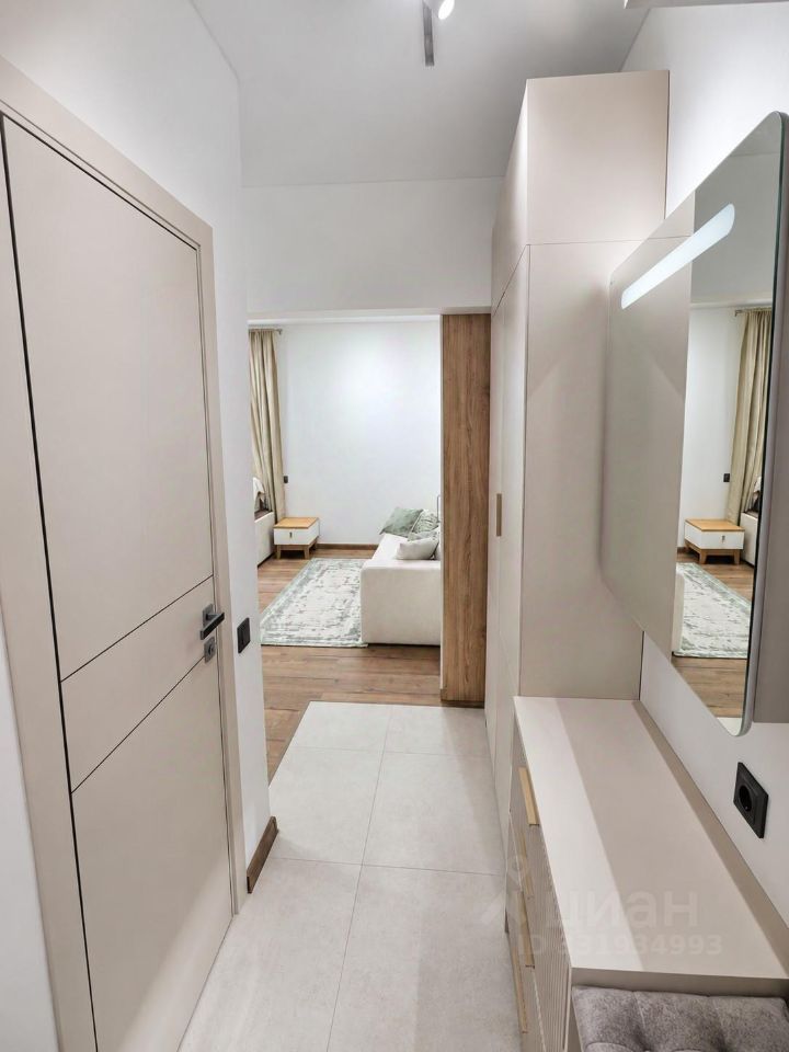 m. Krasnopresnenskaya: Apartment, studio