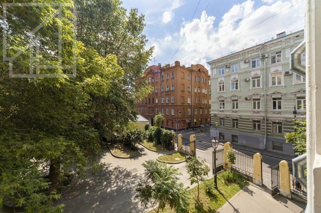 m. Kitay-gorod: Apartment, 4-rooms