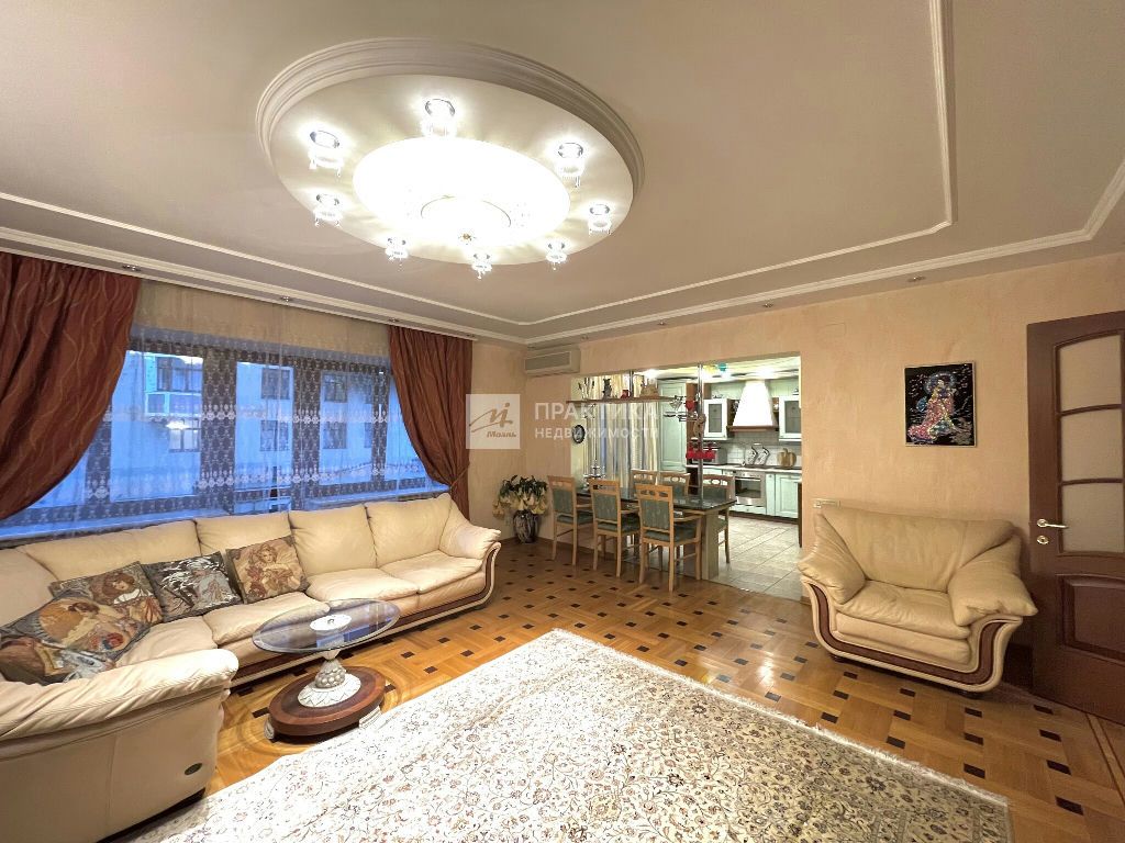 m. Mayakovskaya: Apartment, 3-rooms