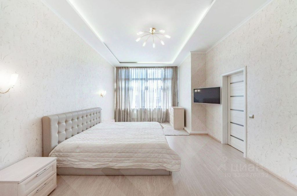 m. Smolenskaya: Apartment, 4-rooms