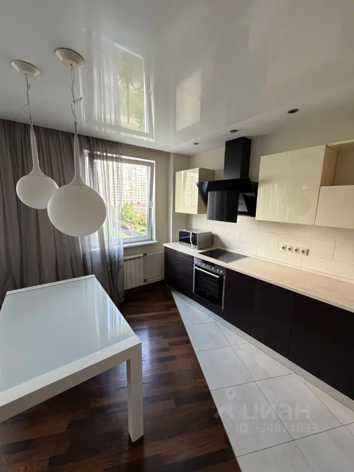 m. Kuzminki: Apartment, 2-rooms