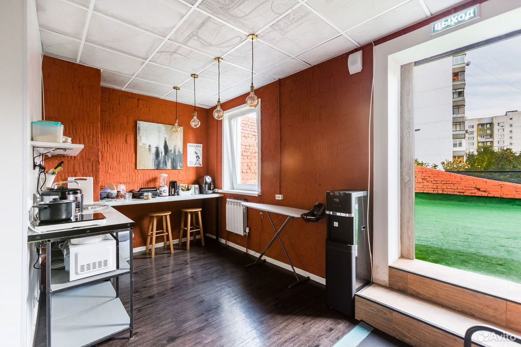 m. Ploschad trekh vokzalov: Apartment, studio