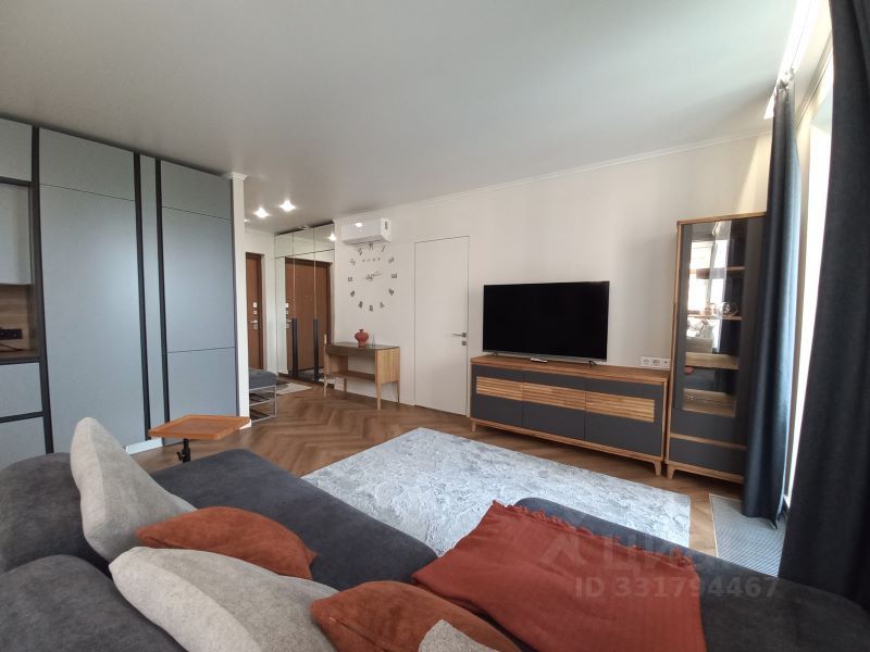 m. Aminyevskaya: Apartment, 3-rooms